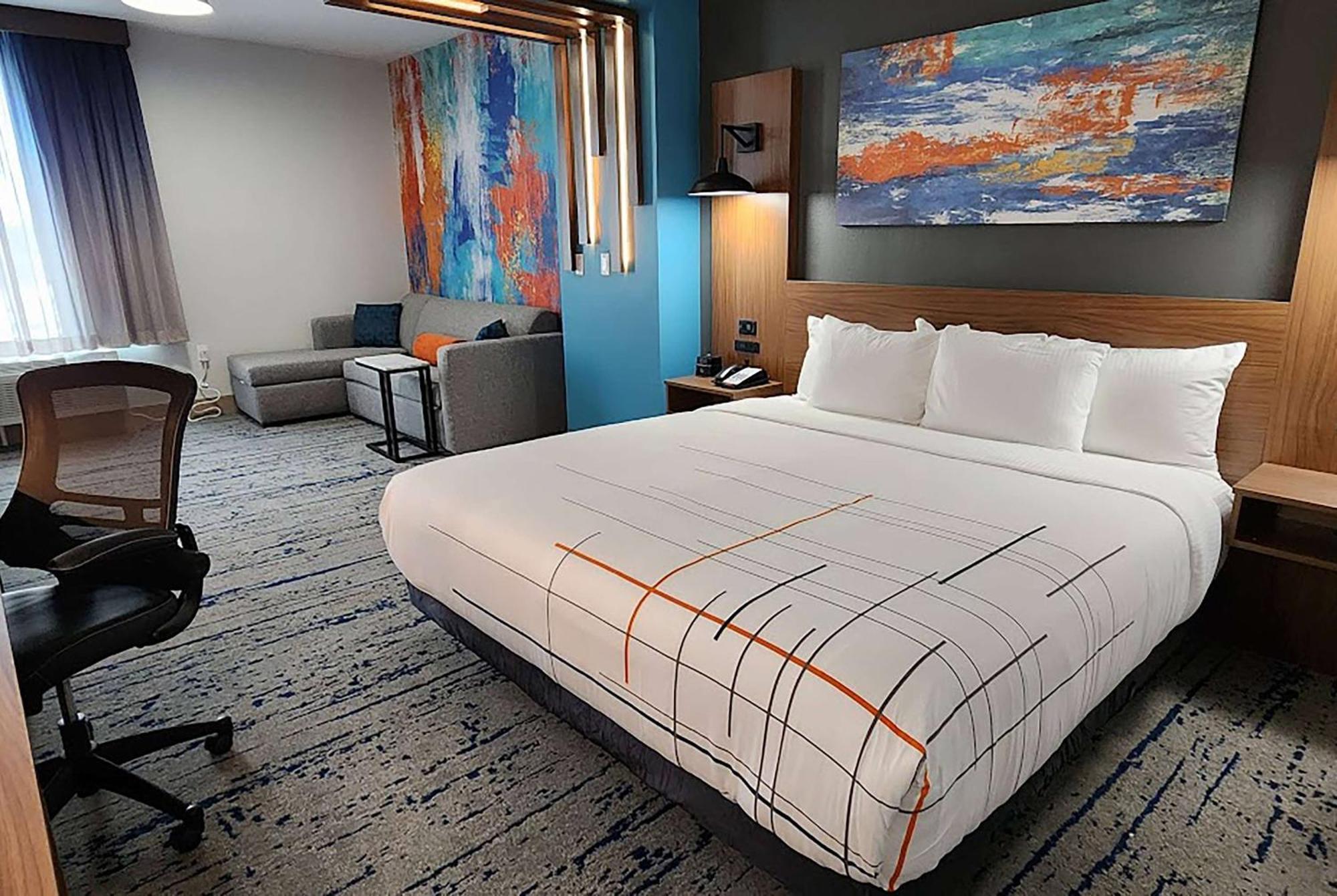 La Quinta Inn & Suites By Wyndham Austin South Exteriör bild